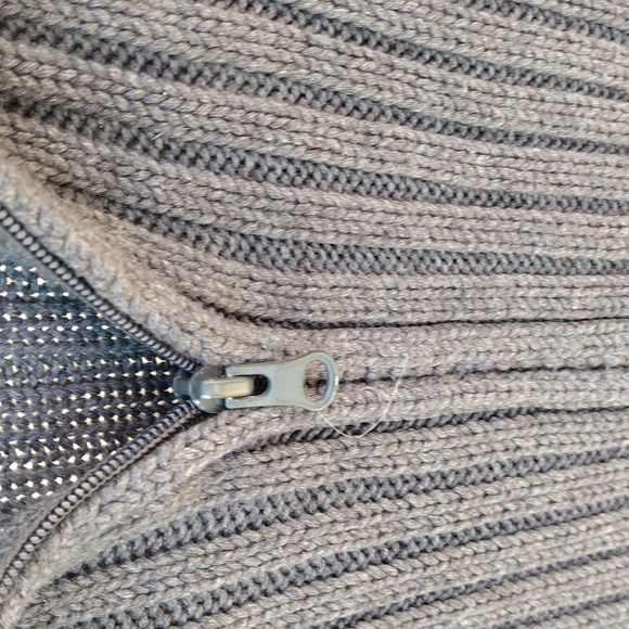 Cardigan - Picture 4 of 7